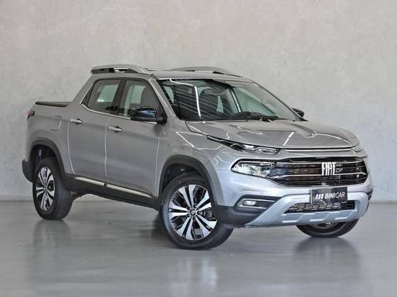 FIAT TORO 2.0 16V TURBO DIESEL VOLCANO 4WD AT9 FIAT TORO 2.0 16V TURBO DIESEL VOLCANO 4WD AT9